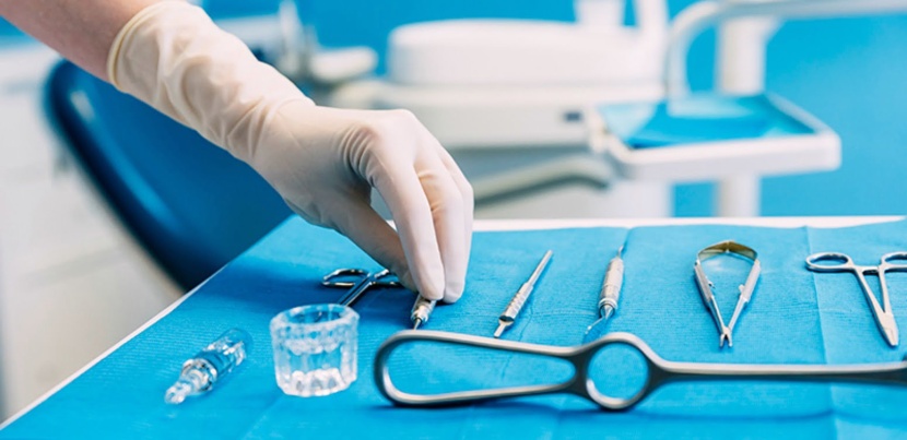 بدء تنفيذ توطين مهن طب الأسنان بنسبة 35 %