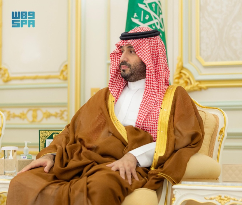 ولي العهد يستقبل أصحاب الفضيلة العلماء والمعالي وجمعا من المواطنين في قصر طيبة