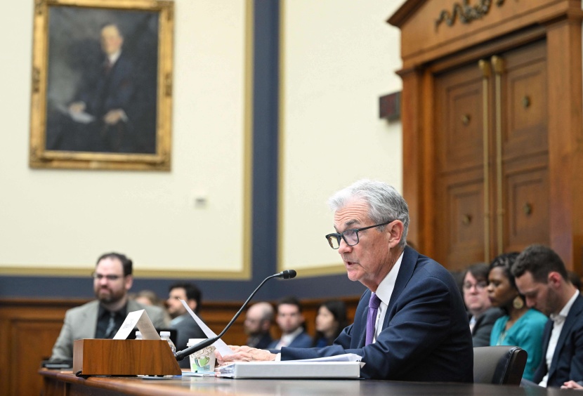 رئيس الاحتياطي الفيدرالي: خفض أسعار الفائدة سيعتمد فقط على البيانات الاقتصادية