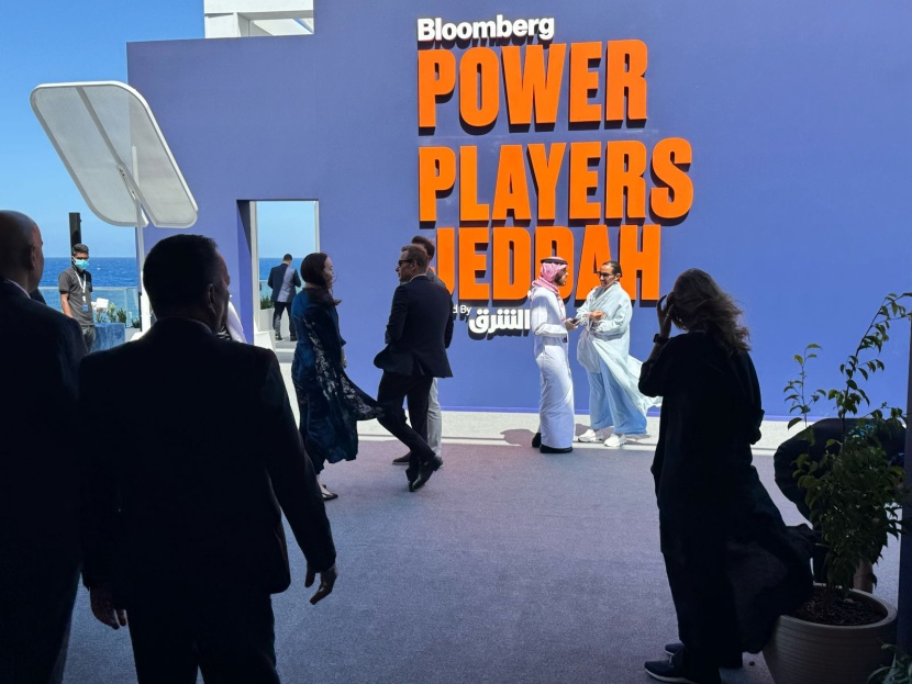 قمة «باور بلايرز» بلومبرغ تسلط الضوء على فرص استثمار مليارية في القطاع الرياضي السعودي