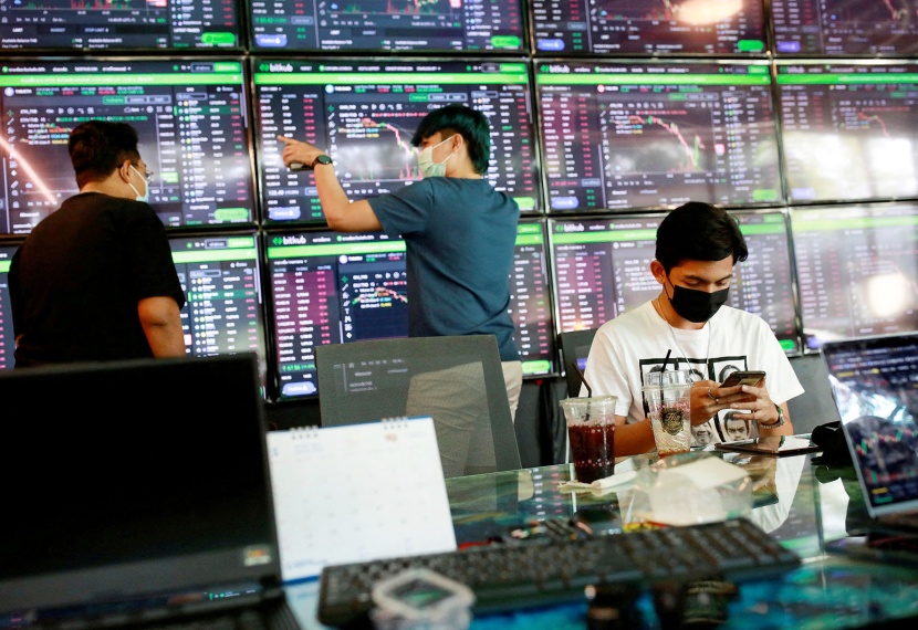 قمة غير مسبوقة لـ«بيتكوين» عند 70 ألف دولار لكنها مهددة بالسمعة المشبوهة بسبب الفضائح والانهيارات