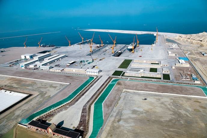 مسؤول عماني لـ"الاقتصادية": توجه لإطلاق مشروعات مشتركة مع السعودية واستقطاب مستثمرين لمنطقة الدقم