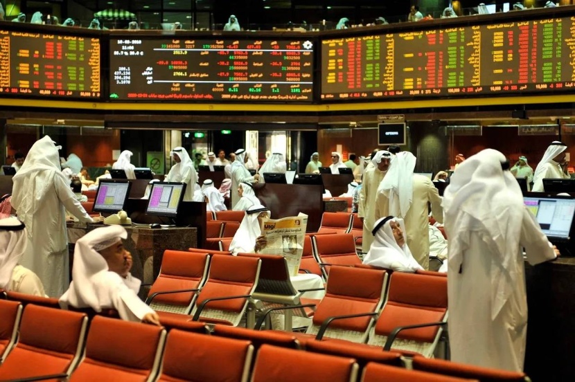 انخفاض معظم البورصات الخليجية بفعل التوترات الجيوسياسية في المنطقة