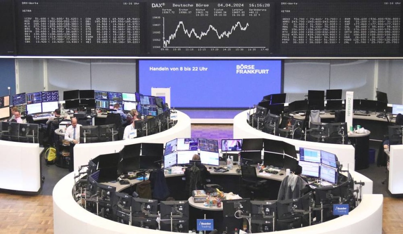 قطاعات الصناعات الدورية تقود مكاسب الأسهم الأوروبية وسط ارتفاع معنويات المستثمرين
