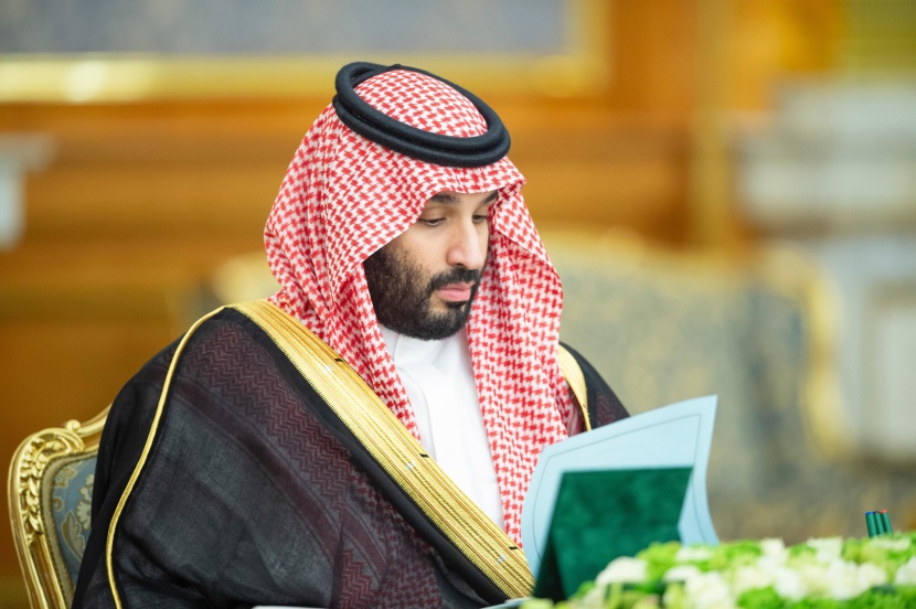  ولي العهد السعودي يطمئن الجميع على صحة الملك سلمان