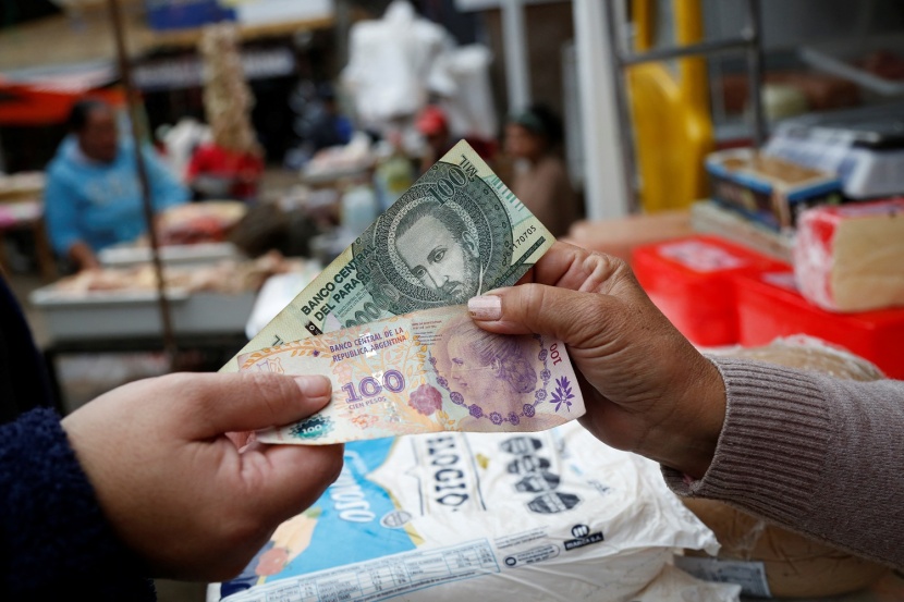 تضخم أرجنتني يقارب 300 %؜ يحول ناناوا البارجوانية إلى مدينة أشباح