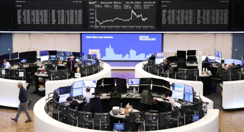 ارتفاع الأسهم الأوروبية بفضل قطاع التكنولوجيا والبنوك تتراجع