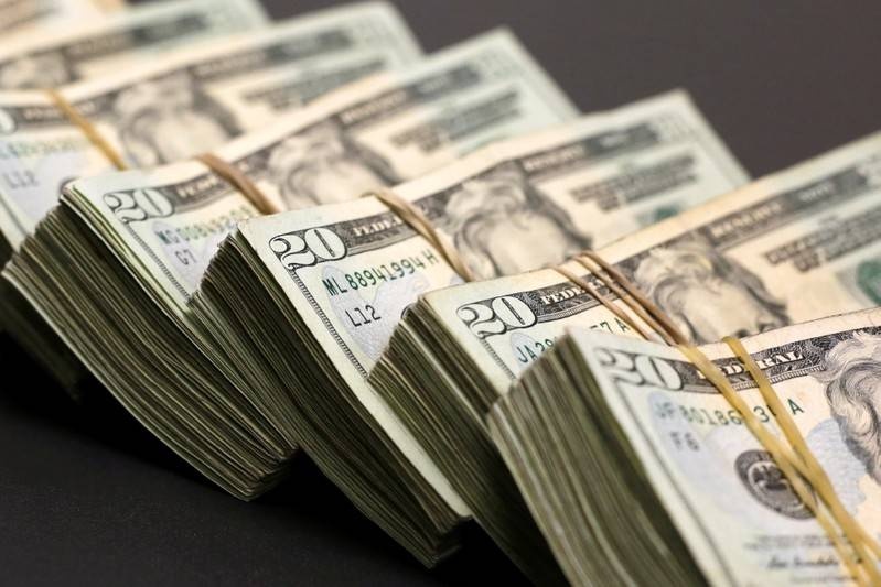 الدولار مستقر وسط تجدد الرهانات على خفض أسعار الفائدة الأمريكية