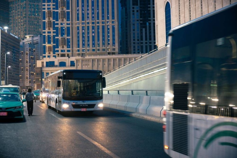 الهيئة الملكية لمكة المكرمة تعلن دعم خدمات النقل في موسم الحج بـ 400 حافلة 