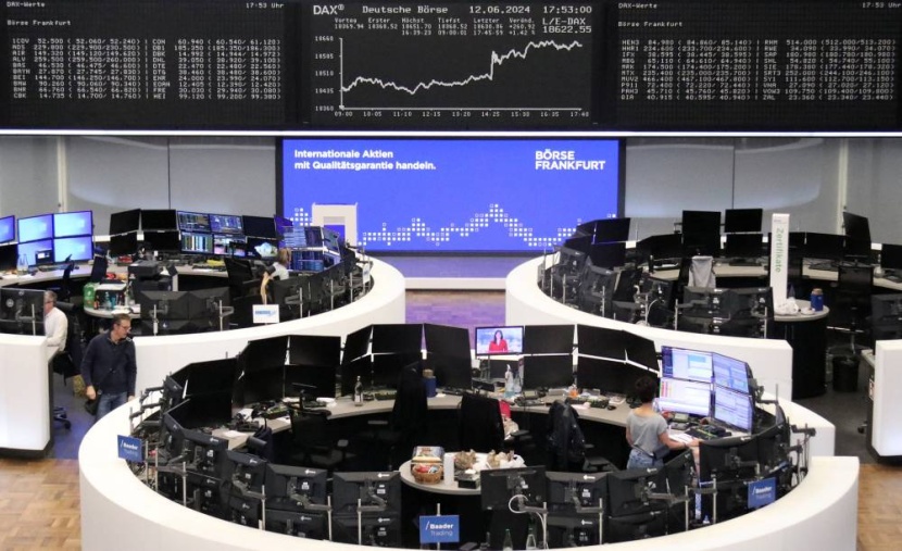 أسهم القطاعات الحساسة لأسعار الفائدة تقود مكاسب البورصة الأوروبية