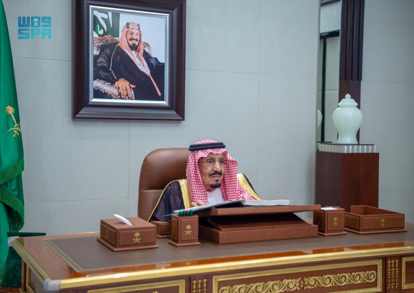 مجلس الوزراء: قرار "أوبك+" بتمديد تخفيضات الإنتاج الطوعية يدعم استقرار أسواق النفط