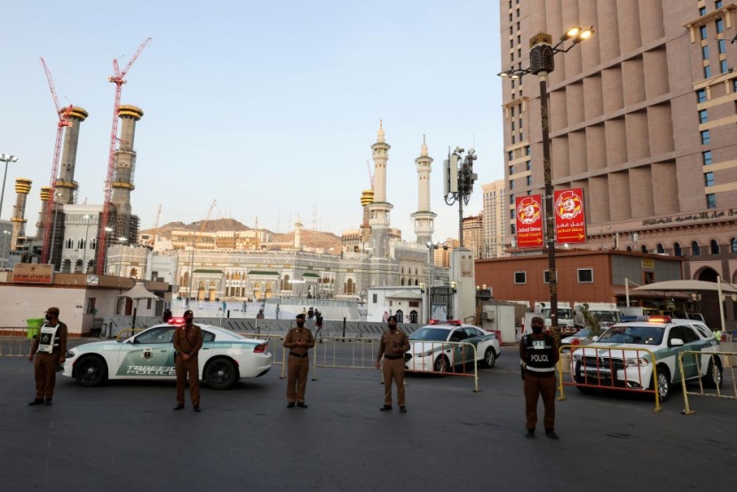 ضبط 140 حملة حج وهمية وتوظيف الذكاء الاصطناعي في إنهاء إجراءات الحجاج