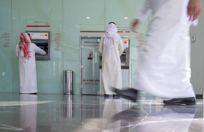 الذكاء الاصطناعي والاحتيالات وابتكار منتجات معاصرة ثالوث تحديات أمام المصارف السعودية