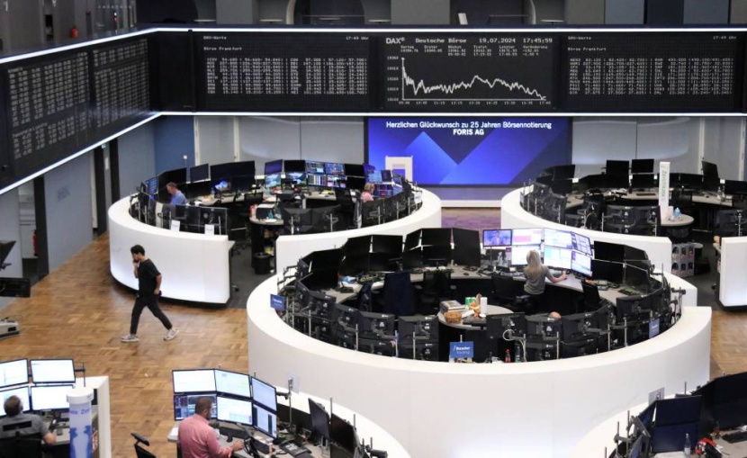 بيع الأسهم التكنولوجية يهبط بالبورصة الأوروبية .. و2 % خسائر أسبوعية