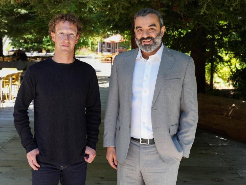 وزير الاتصالات يبحث دعم الاقتصاد الرقمي في السعودية مع meta وgoogle