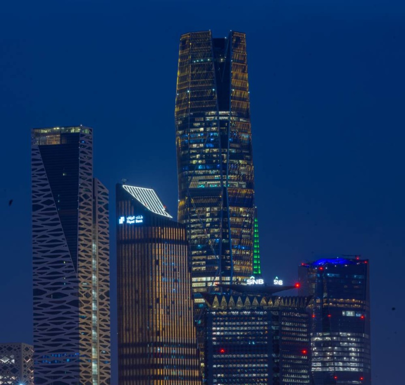سيولة الاقتصاد السعودي تسجل أعلى مستوى على الإطلاق عند 2.92 تريليون ريال 